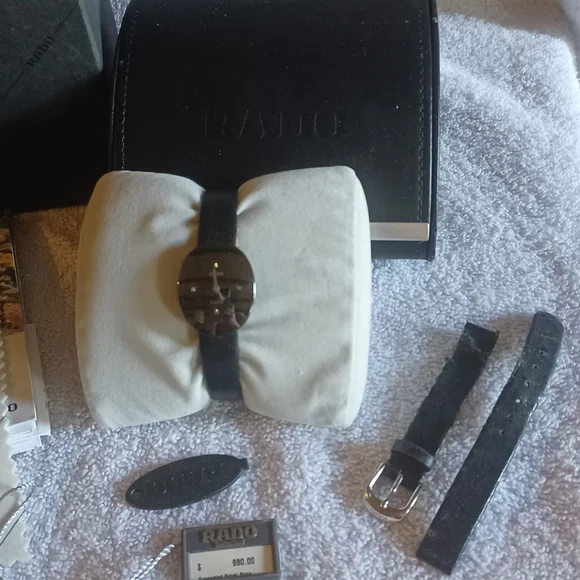 Rado | Accessories | Ladies Rado Jubile Esenza Diamond Black  display picture 1